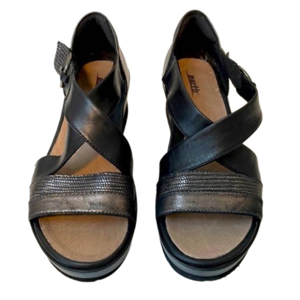 Earth Black and Metallic Brown Cross-Strap Sandals